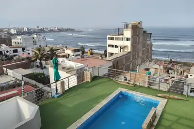 Image de Casa de playa Huanchaco Trujillo con Piscina frente al Mar