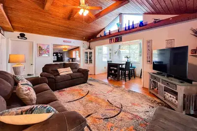 Image de Crescent Beach Cottage