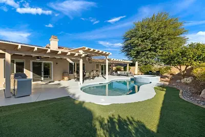 Image de Modern, Private Desert Oasis ~ 30-Night Minimum ~ Pool • Spa • Outdoor Living