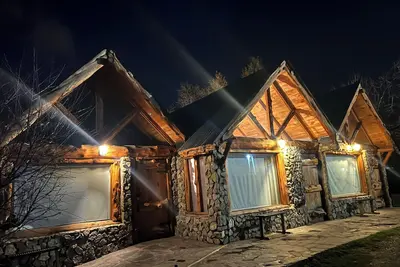 Image de Centrally located apartment in El Bolsón, private parking lot