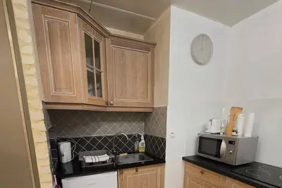 Image de Charmant F2 - plage et centre à 2 min à pieds