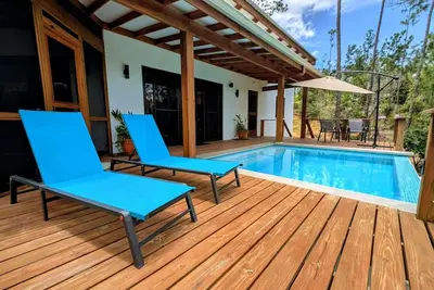 Image de Hidden Villa w/ Pool & waterfall