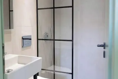 Image de Chic Warehouse Loft in Central Saranda – Walk to Port & Promenade!