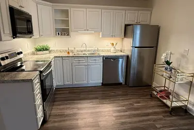 Image de \"The Spartan Reb\" - The Perfect Oxford Getaway!