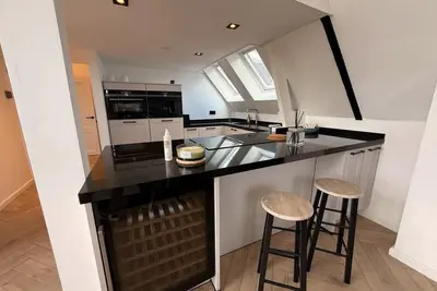 Image de Elegant Vondelview Residence Penthouse with Rooftop Terrace