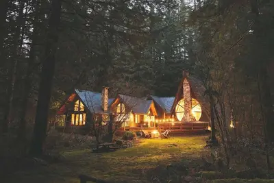 Image de Forrest Lodge Large Private Luxury w Hot Tub