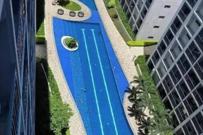 Image de Pleasant condo with Ac in vibrant Pasay City