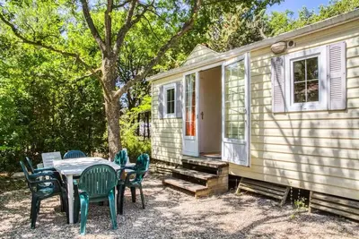 Image de Mobil-home Standard 28m² 2 chambres - zone ombragée 4 personnes