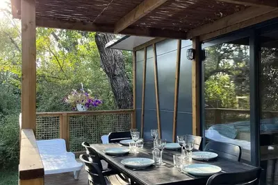 Image de Chalet Confort 35m² 3 chambres terrasse semi-couverte + climatisation 6 personnes