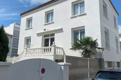 Image de Maison Loti entre plages et Marché central de Royan\nMaison pour 10 personnes