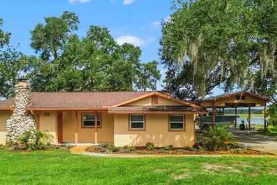 Image de Peaceful and Private Lake Weir Home