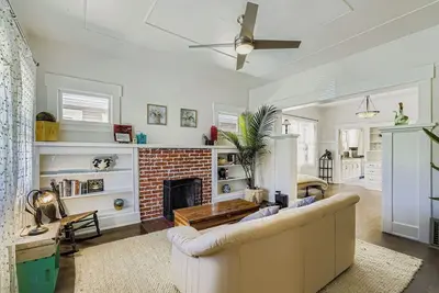 Image de <8 min to Uw, Comfort & Quiet University Retreat