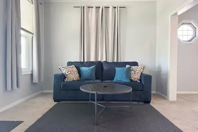 Image de Princeton Place - Queen 2bd/1ba Apt