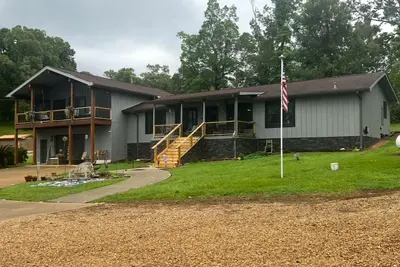 Image de S. Toledo Bend. Secluded Cove, Boat ramp on property sleeps 6. 2 Br’s 2 baths.