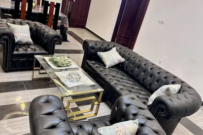 Image de Appartement meublé 3 Chambres Bonapriso (104). RÉSIDENCE Prestige Kgv (Douala)