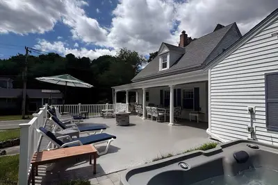 Image de Plymouth Family & Group Getaway – 5br Home w/ Pool, Hot Tub & Near Beach