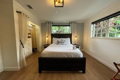 Image de Charming Miami Farmhouse Studio in quiet neighborhood