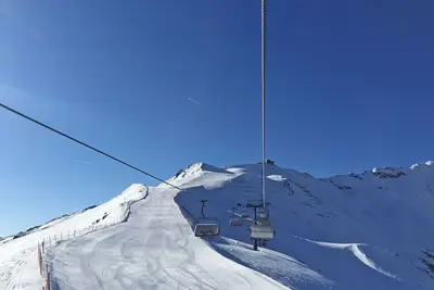 Image de Confortable appartement pour 5 personnes avec bain à remous, Wifi, Tv, balcon et animaux admis