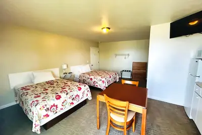 Image de Cozy Lakeview suite with Kitchenette