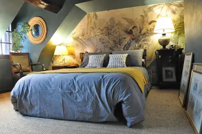 Image de Cottage du Collectionneur. Petit coin de paradis dans le parc du château!