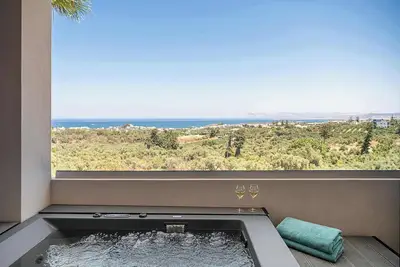 Image de Kymélia Upper Suite With Private Hot Tub & SeaView