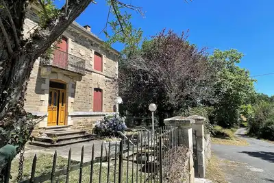 Image de Havre de paix dans le Ségala - Hébergement pour 8 pers. (4 chambres) en Aveyron.