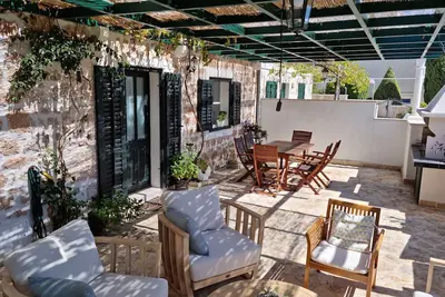 Image de Feel the traditional stone House Marti + swimming pool