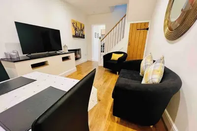 Image de Stylish, immaculate one double bedroom boutique style cottage in Chichester.