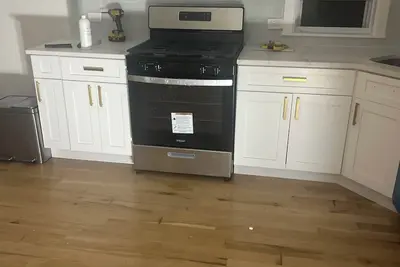 Image de Spacious 3-bedroom apartment in welcoming Queens with Ac