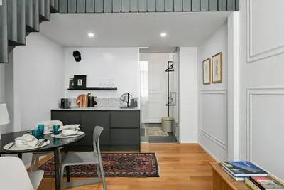 Image de Art Loft Apartment with Paid Parking by EasyBNB Premium