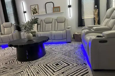 Image de Lovely 4-bedroom pool house in North Fontana