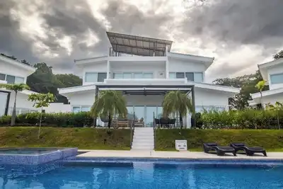 Image de Your Costa Rican escape, steps from the beach. Surf paradise close to Tamarindo