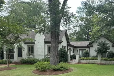 Image de Cozy Home in an Unbeatable Location