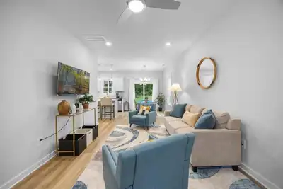 Image de Luxe Home Near Duke & Downtown Durham with Firepit, Park N’ Play & Free Parking