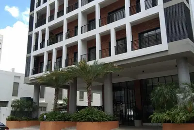 Image de New Two bedroom Luxury Condo in City Center with Luxury Lobby, Pool Deck and More