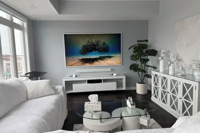 Image de Elegant 2-bedroom townhome in Pickering with Ac Free Wifi and Parking included