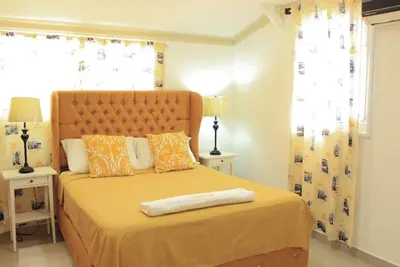 Image de Nouveau 2br Apt entièrement équipé - dt - 2 minutes de la plage