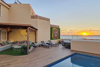 Image de La Casa de Playa - swimming pool and jacuzzi 50m from the sea