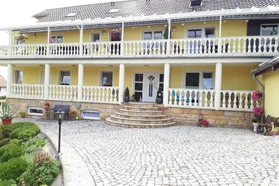 Image de Appartement de vacances pour 6 personnes env. 75 qmà Sebnitz-Lichtenhain, Saxe (Sächsisches Elbland)