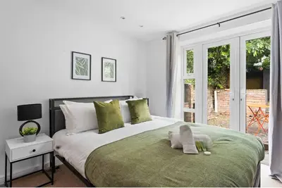 Image de Stylish 1br City Centre Garden Netflix