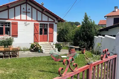 Image de tite maison basque animaux acceptés
