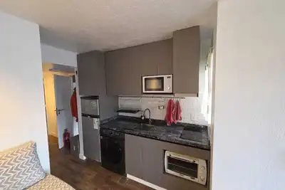 Image de Beautiful 2 bedroom apartment, newly renovated