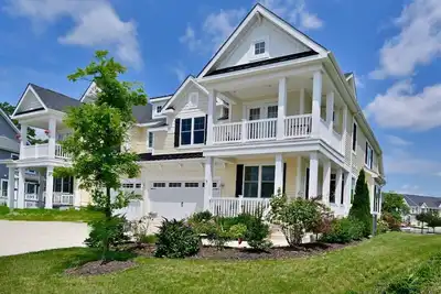 Image de *New Listing* 7br Luxury Home in Lewes at Coastal Club: Resort-Style Community