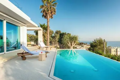 Image de Luxury beachfront villa with infinity pool - Plemmirio, Syracuse