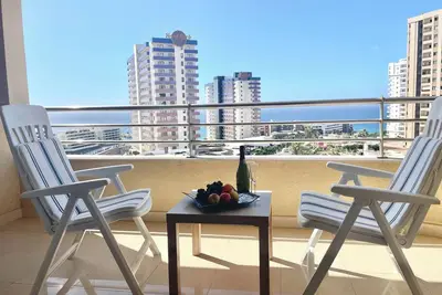 Image de Spacious 3-bedroom apartment with panoramic ocean views of Tenerife