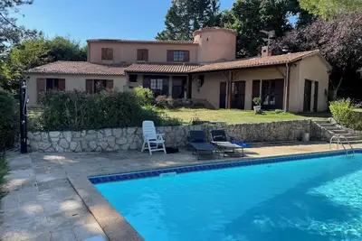 Image de Charming property with panoramic views