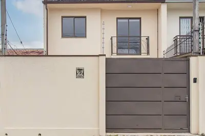 Image de Triplex House