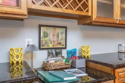 Image de Pet-Friendly 3br Home w/ Stocked Kitchen, Large Yard & Laundry – Sleeps 6