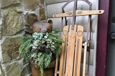 Image de Quiet, Fireplace, Gated Deck, Pets Ok