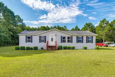 Image de 1 Mi to Us Marine Base Albany: Cozy Getaway!